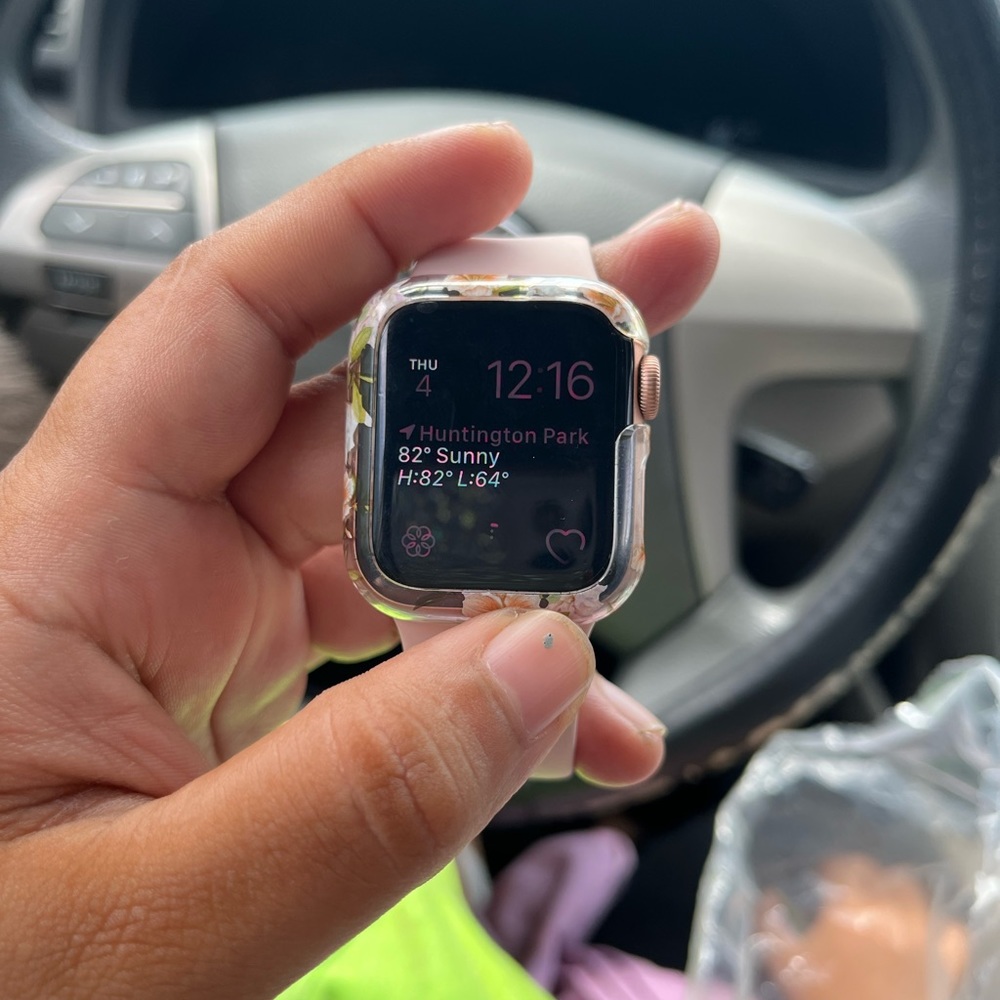 Apple Watch Series 6 rose gold